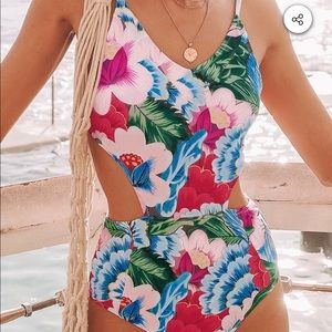 Cupshe music city one piece